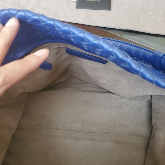 Bottega Veneta Garda in blue - Picture 5 of 5